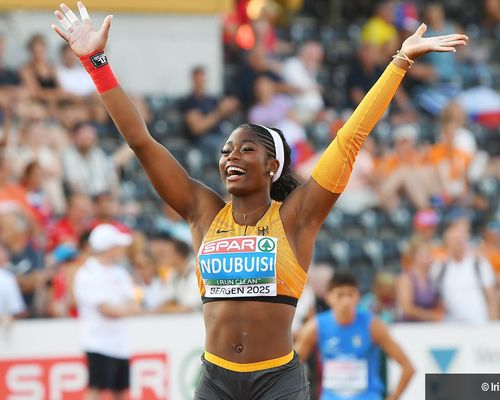 Nina Ndubuisi feiert ihren EM-Titel