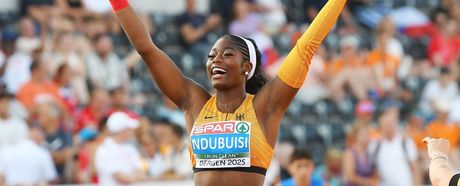 Nina Ndubuisi feiert ihren EM-Titel